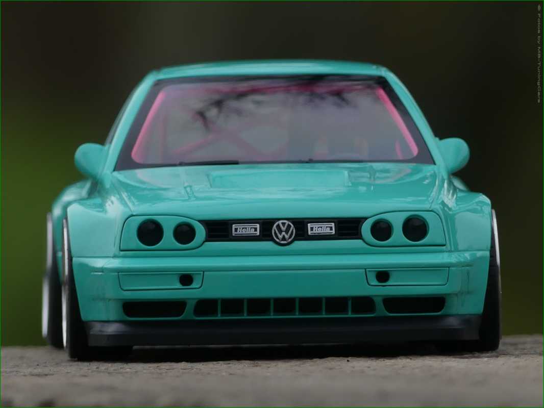 1:18 VW Golf MK3 V10 G3 JP BREITBAU inkl.KFZ Brief + OVP